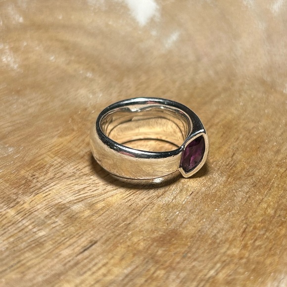 Links of London Purple Amethyst Modern Design 925 Sterling Silver Ring - Picture 4 of 16